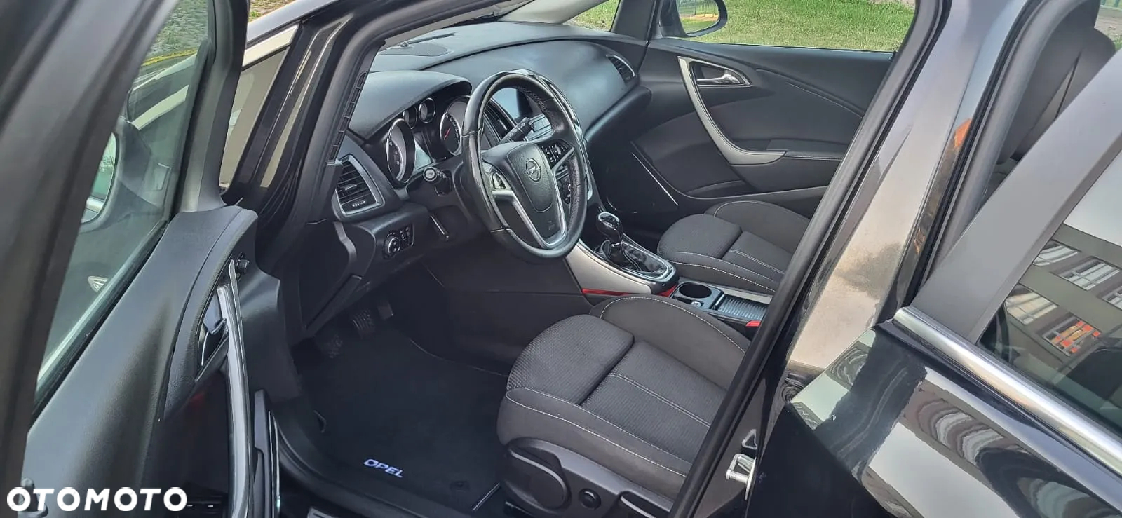 Opel Astra 1.4 Turbo Cosmo - 6