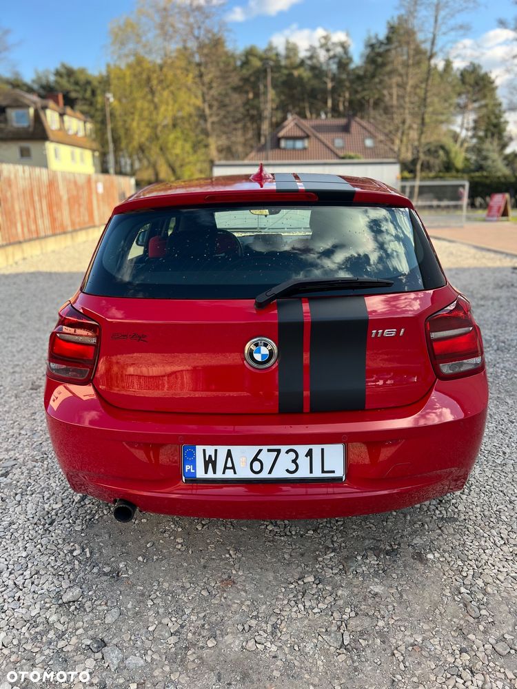 BMW Seria 1 116i - 10
