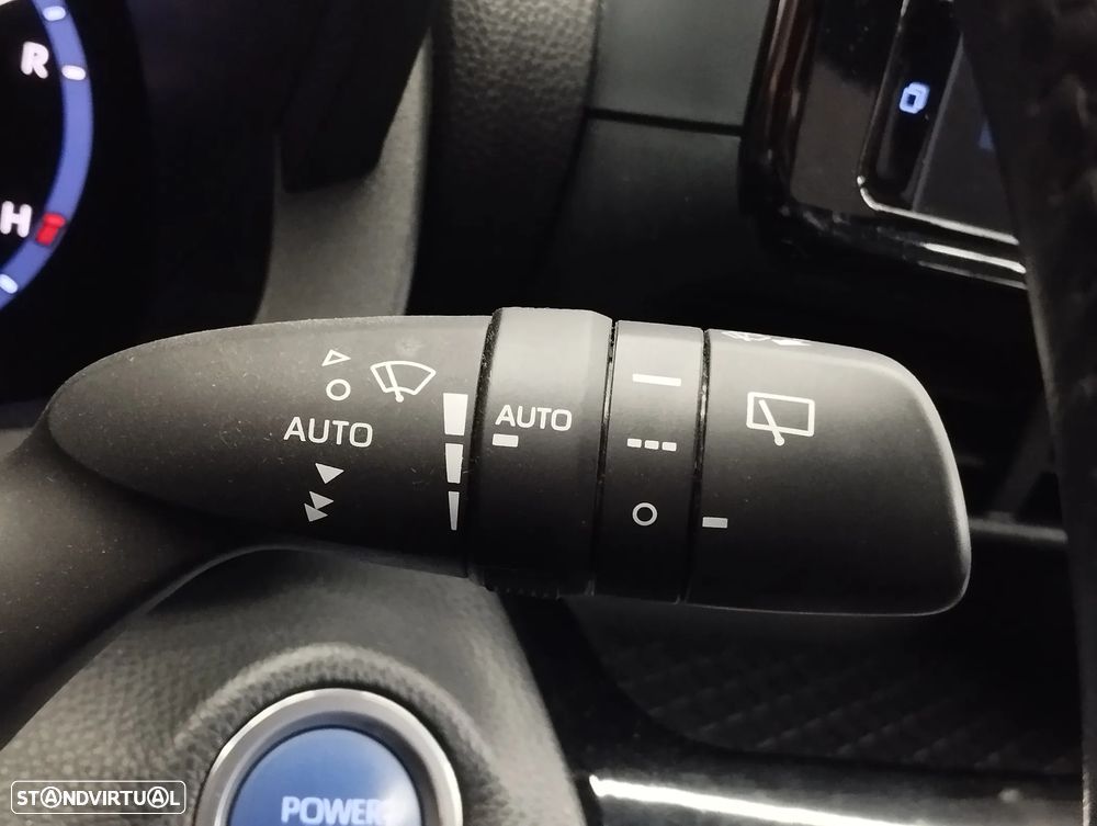 Toyota Yaris Cross 1.5 HDF Premier Edition - 27
