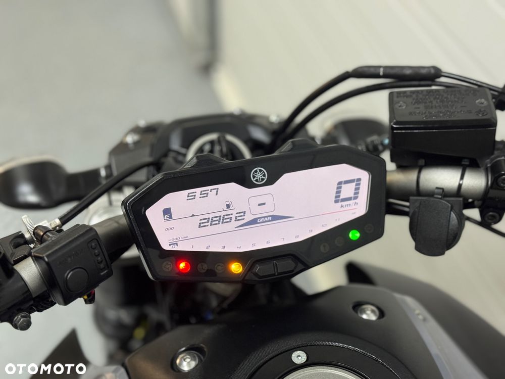 Yamaha MT - 17