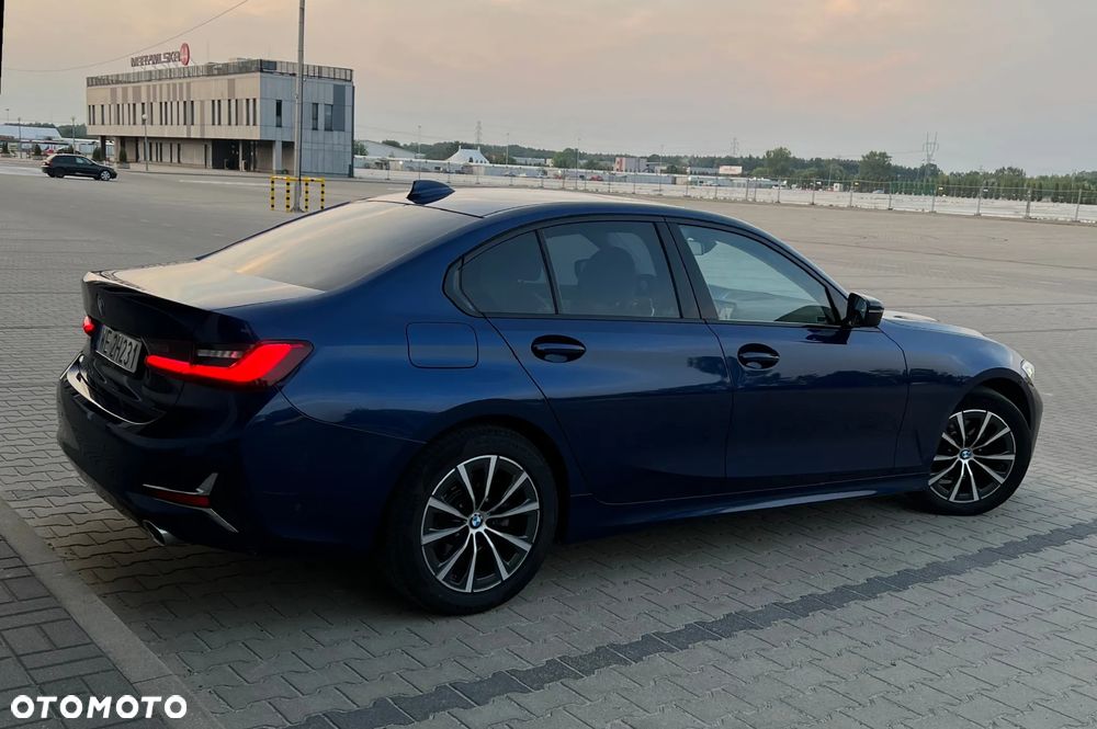BMW Seria 3 320d Luxury Line sport - 10