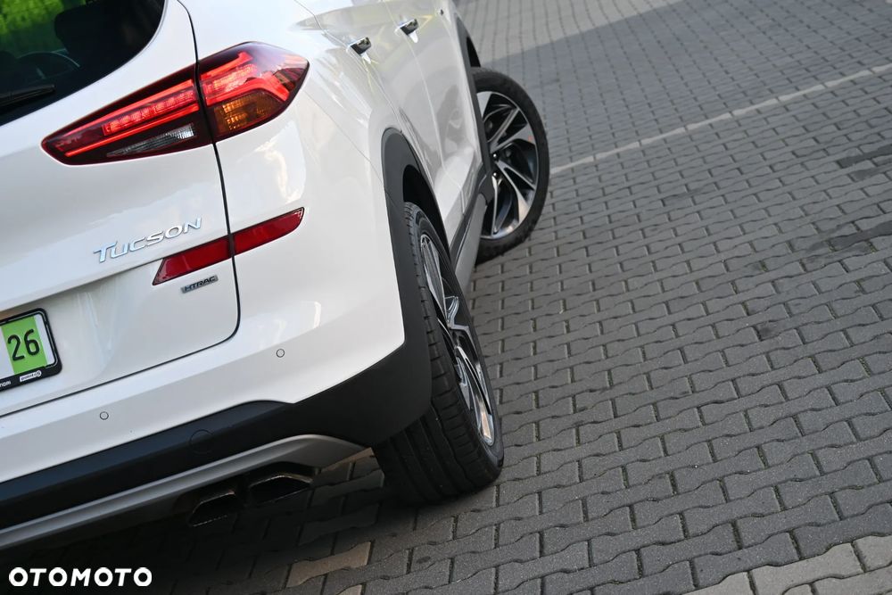 Hyundai Tucson 2.0 CRDi Premium 4WD - 19