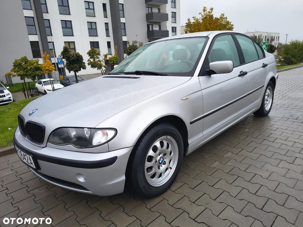 BMW Seria 3 316i - 10