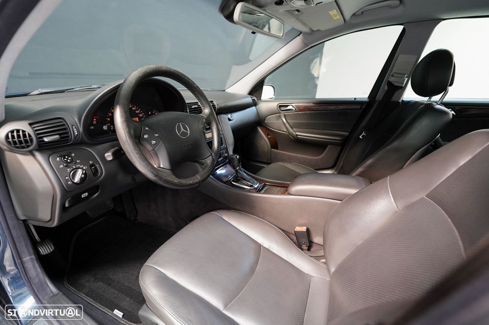Mercedes-Benz C 220 - 23
