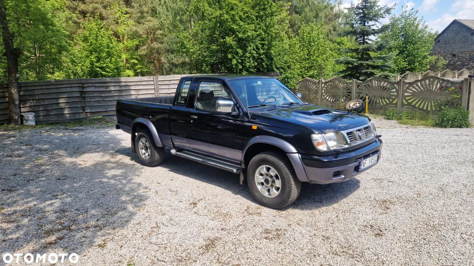 Nissan Navara - 1