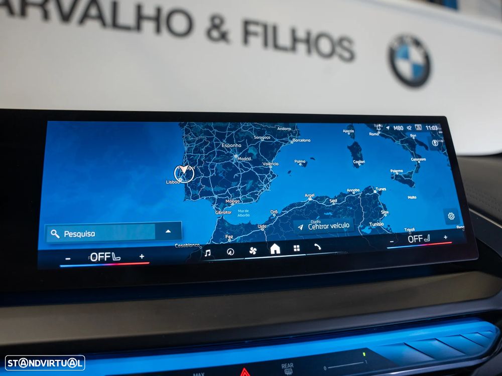 BMW X3 30 e xDrive Pack M Desportivo - 17