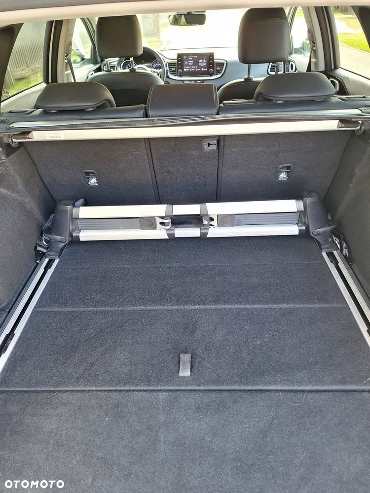 Kia Ceed 1.5 T-GDI L - 22