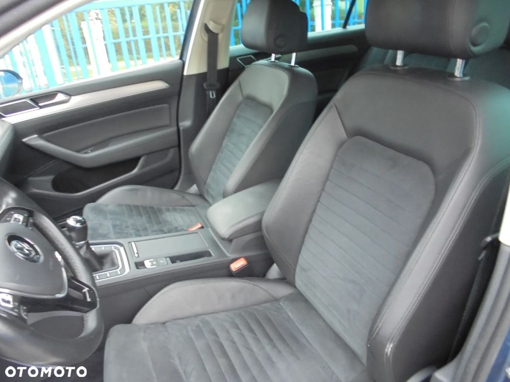 Volkswagen Passat Variant 2.0 TDI (BlueMotion Technology) Highline - 6