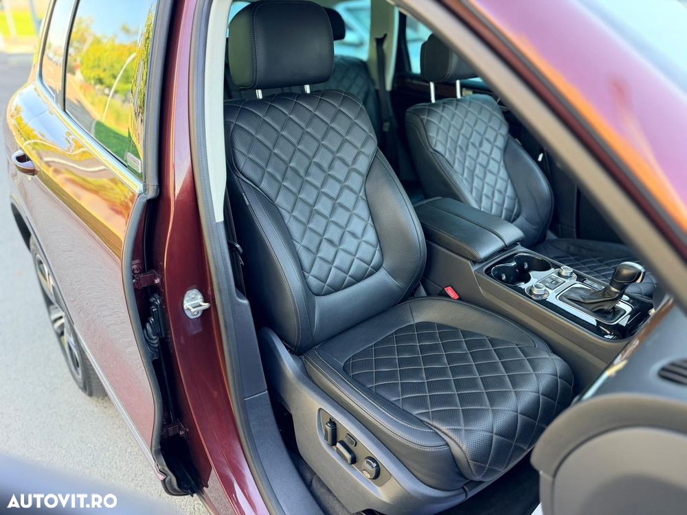 Volkswagen Touareg - 19