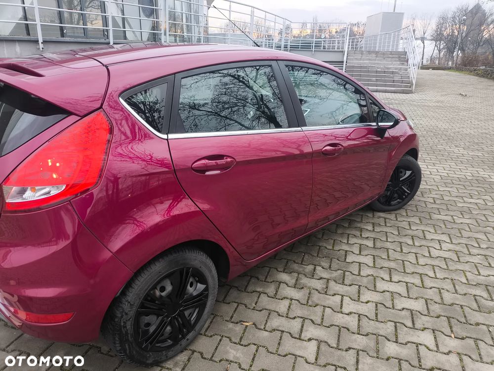 Ford Fiesta 1.6 Ti-VCT Titanium - 12