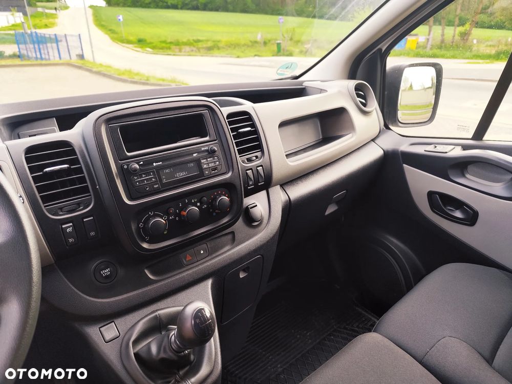 Renault Trafic - 21