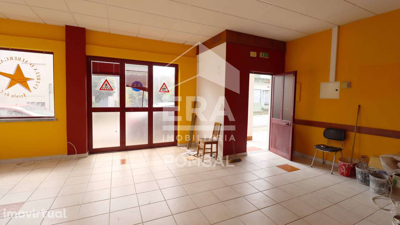 Loja com 113m2 em Albergaria dos Doze - Grande imagem: 2/15