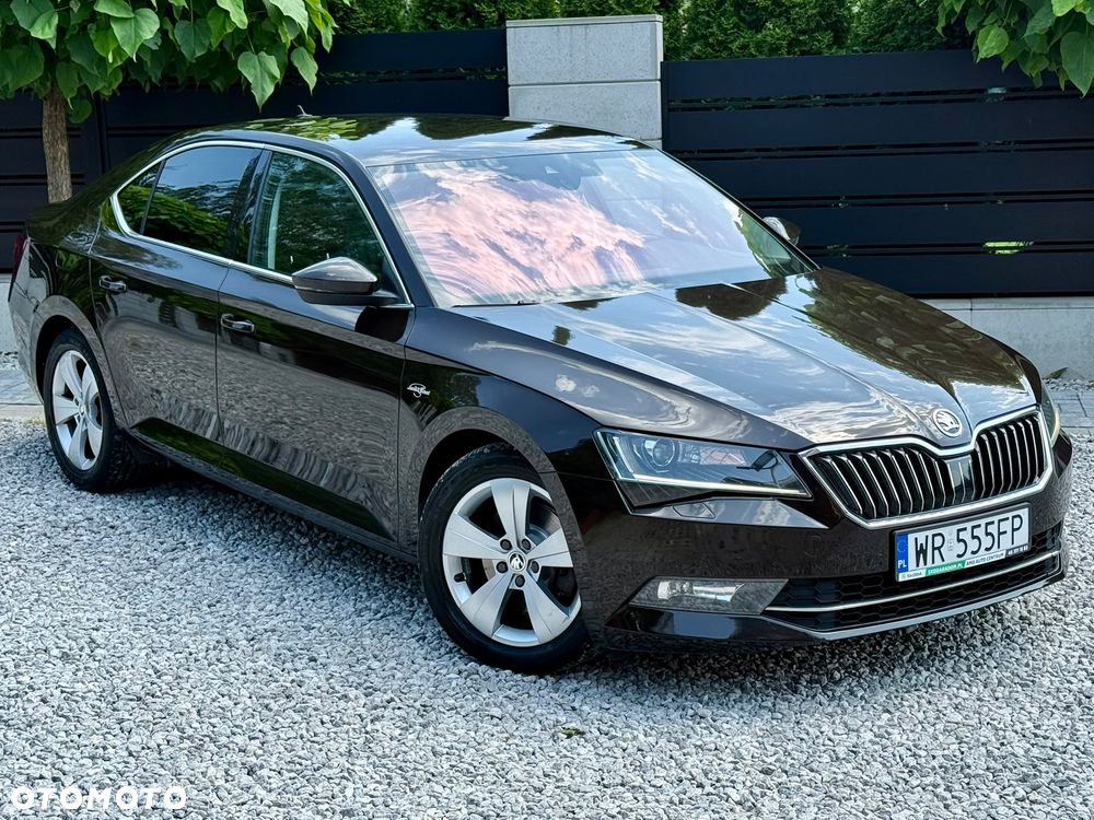 Skoda Superb 2.0 TDI 4x4 L&K DSG - 1