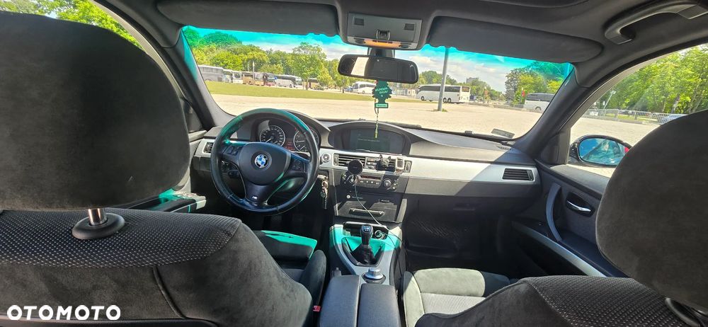 BMW Seria 3 320i - 10