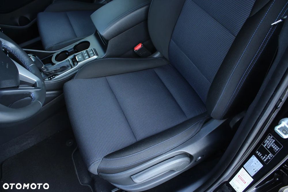 Hyundai Tucson blue 1.7 CRDi 2WD DCT Premium - 30