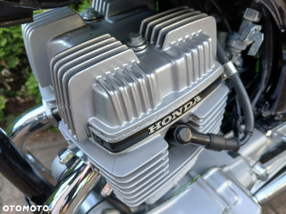 Honda CM - 17