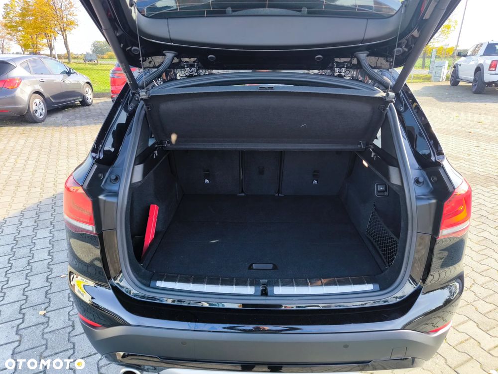 BMW X1 - 13