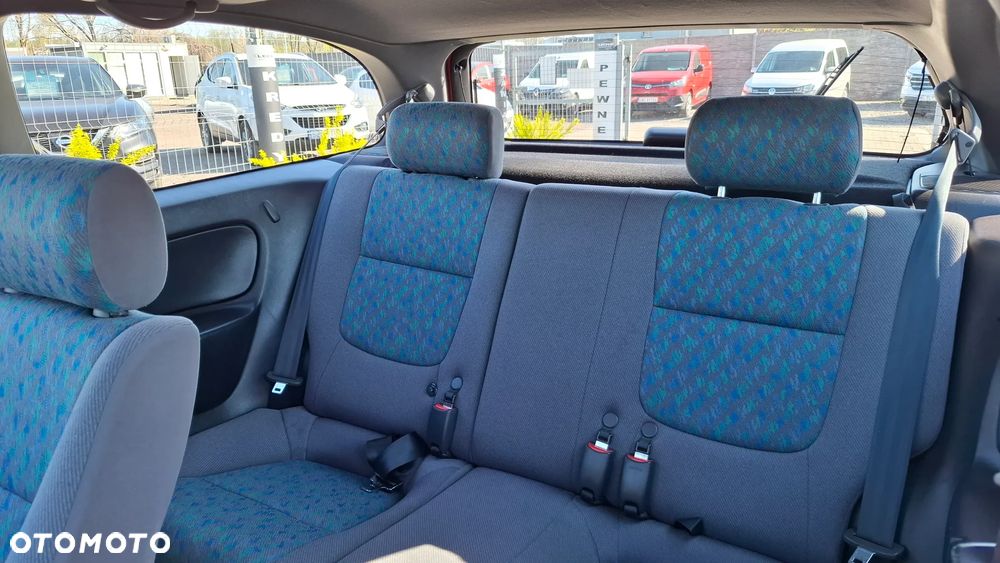 Nissan Almera 1.4 S - 26