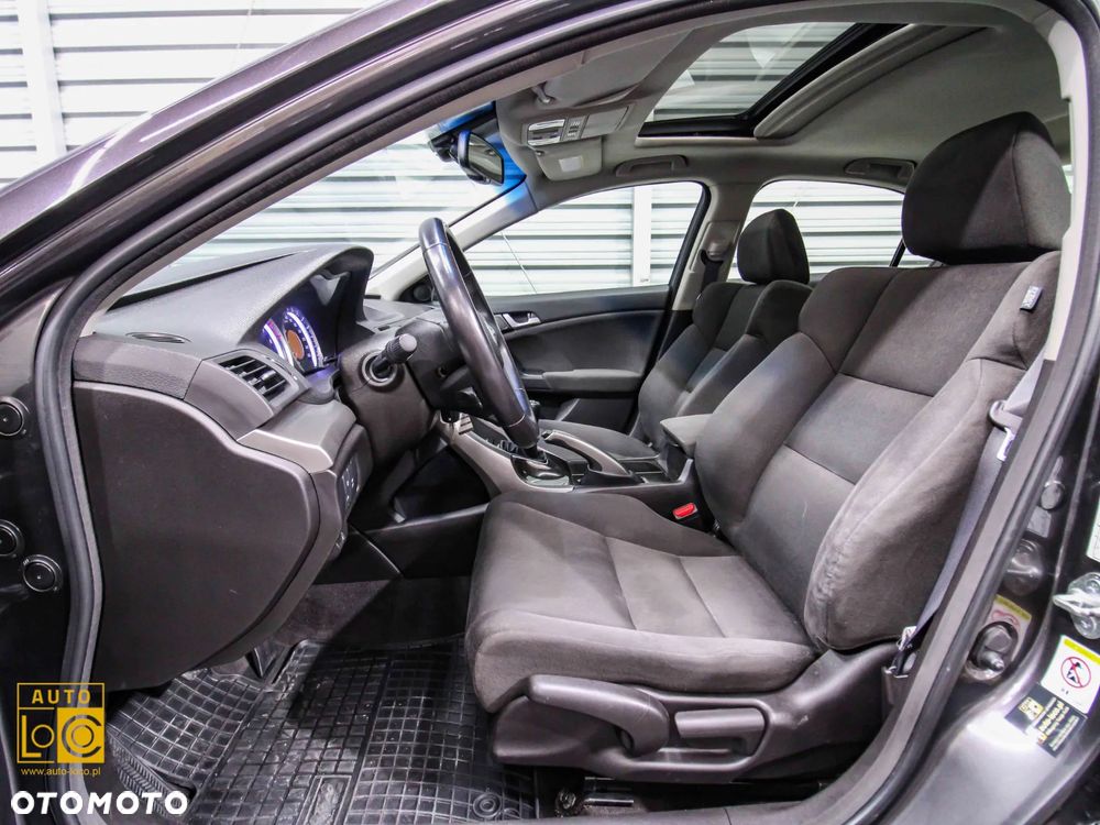 Honda Accord 2.0 Executive - 12