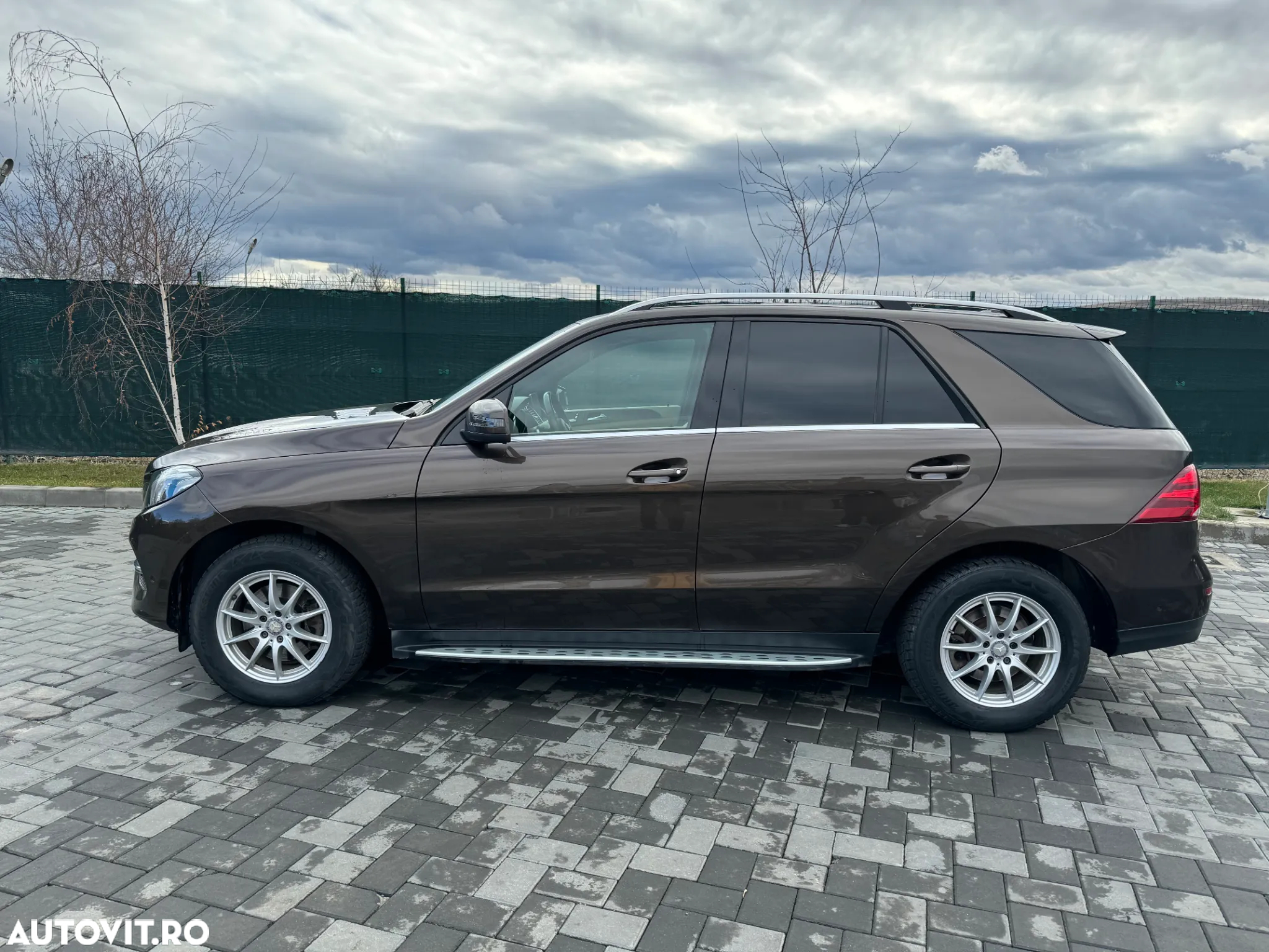 Mercedes-Benz GLE 350 d 4MATIC - 3