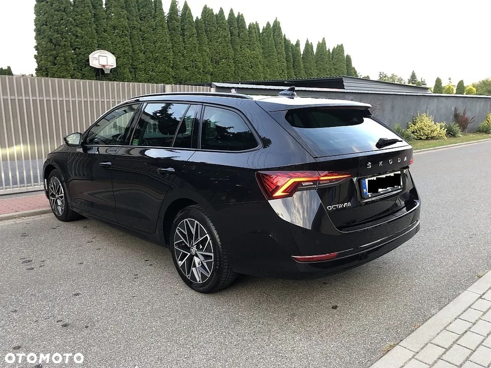 Skoda Octavia 2.0 TDI Ambition DSG - 7