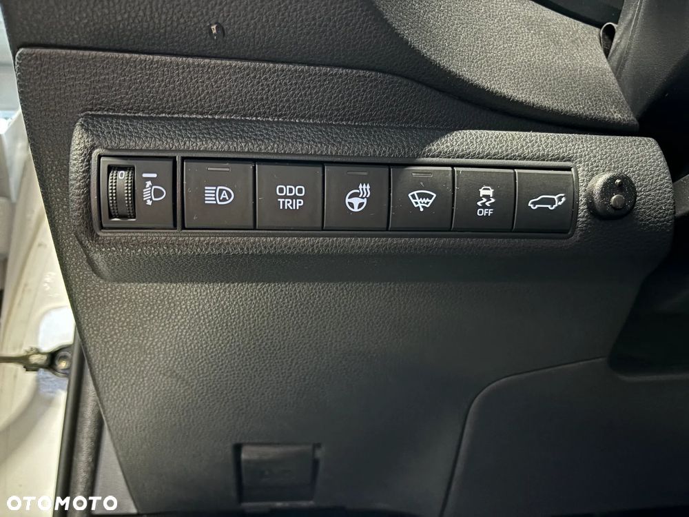 Toyota Corolla 1.8 Hybrid GR Sport Dynamic - 12