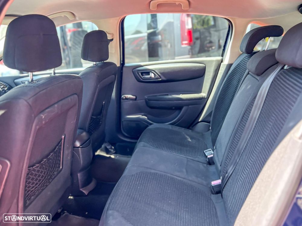 Citroën C4 1.4 16V SX - 10
