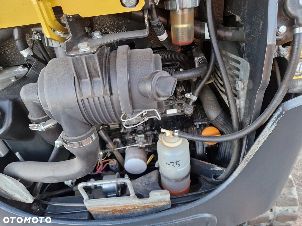 Yanmar SV18 - 7