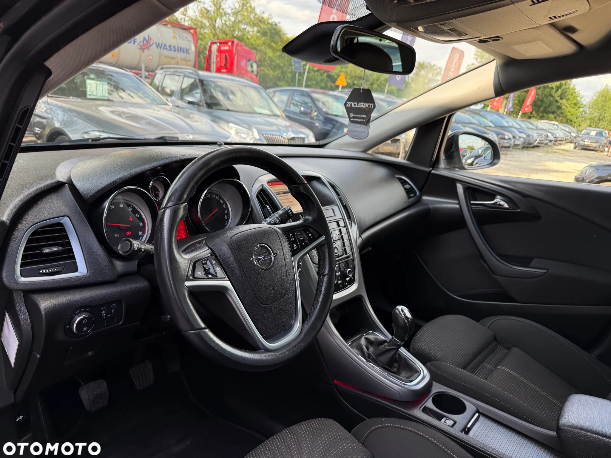 Opel Astra IV 1.4 T Cosmo S&S - 29