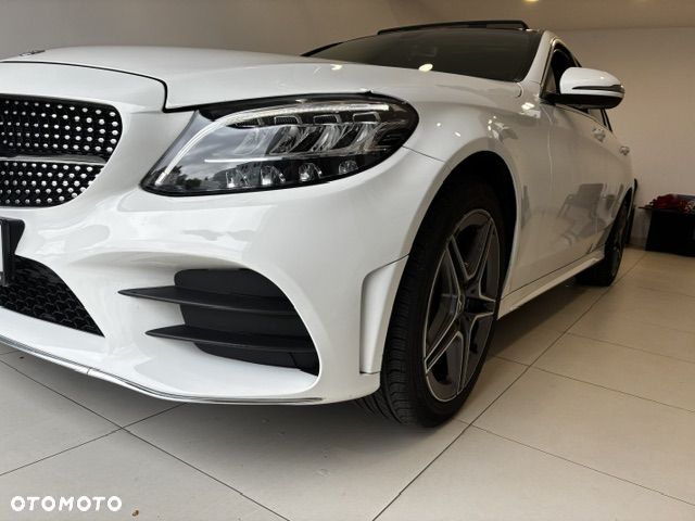 Mercedes-Benz Klasa C 300 4Matic 9G-TRONIC AMG Line - 6