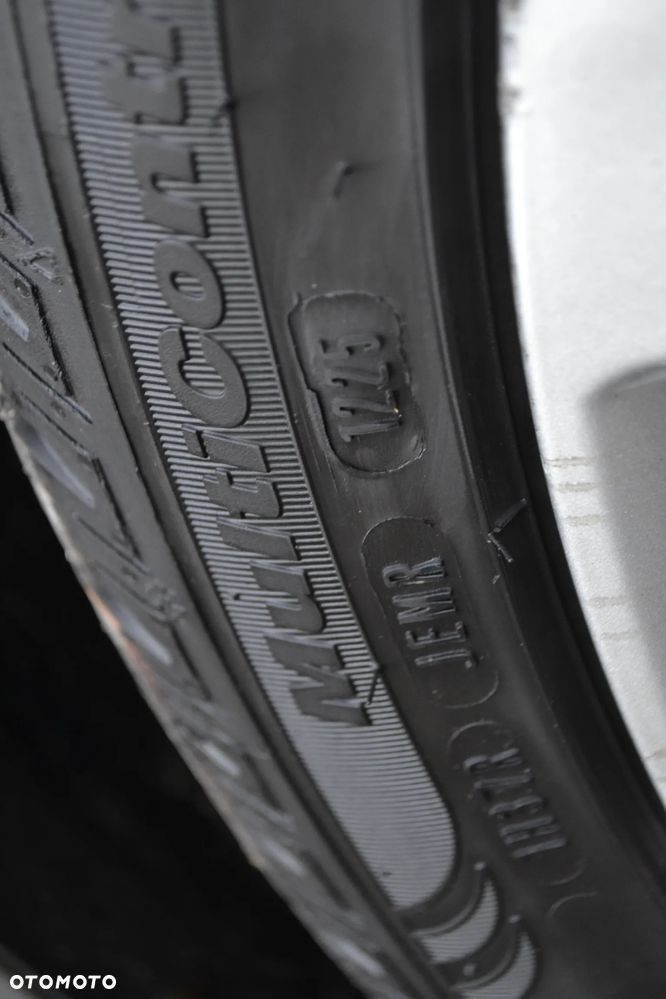 Kia Carens 1.7 CRDi Business Line 7os - 36