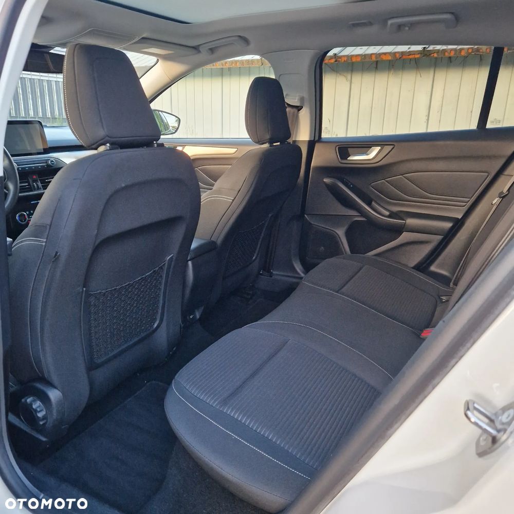 Ford Focus 2.0 TDCi Titanium ASS - 28