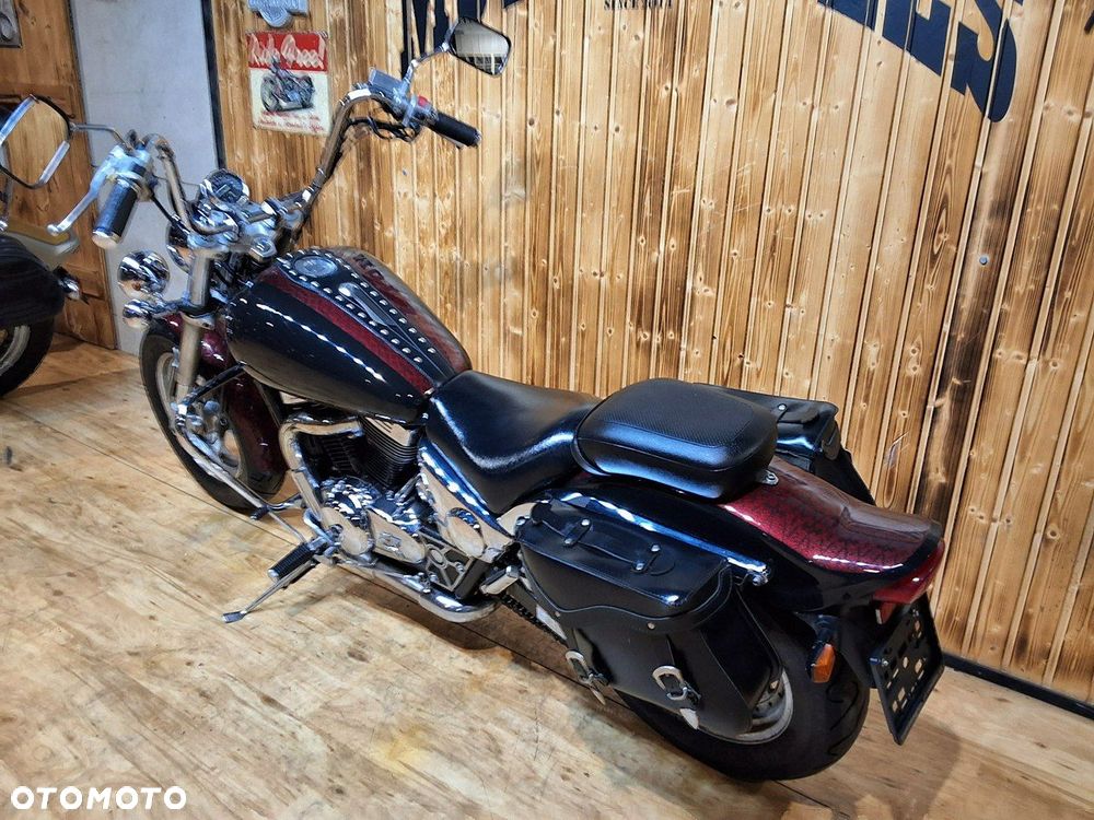 Suzuki Marauder - 16