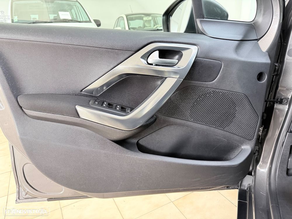 Peugeot 2008 PureTech 110 Stop&Start EAT6 Allure - 18