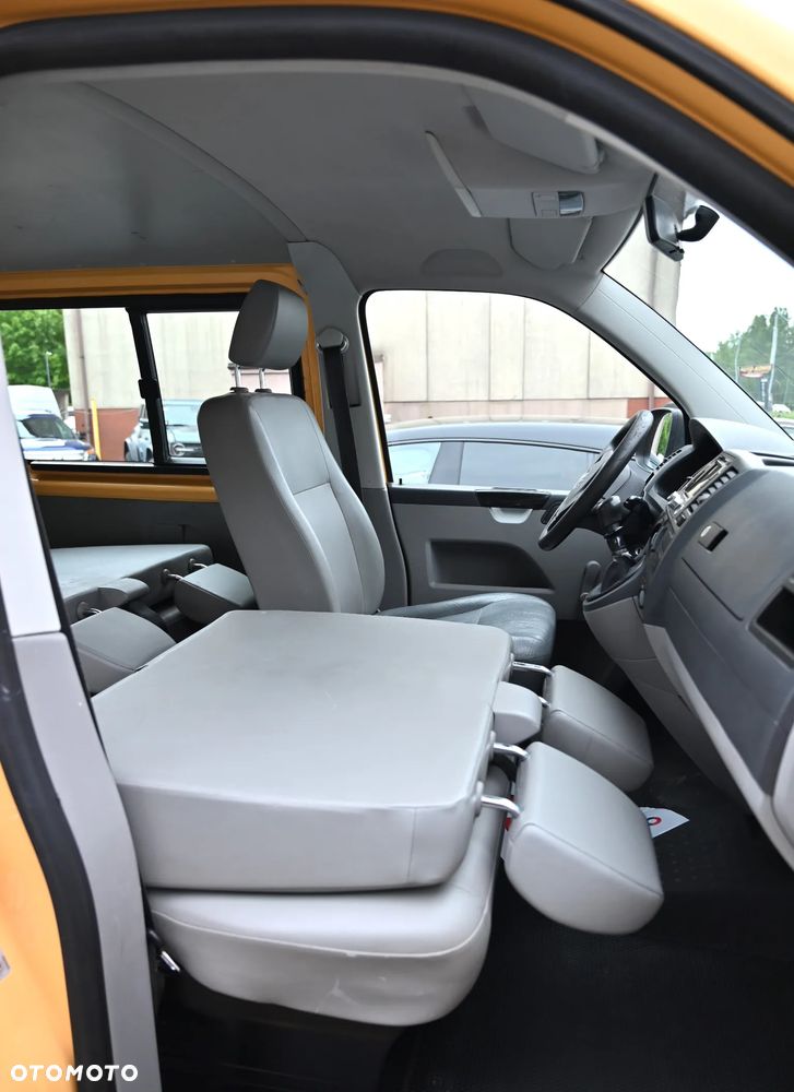 Volkswagen Transporter - 19