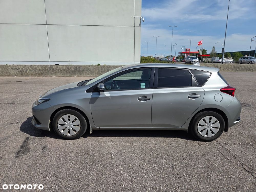 Toyota Auris 1.33 VVT-i Active - 8