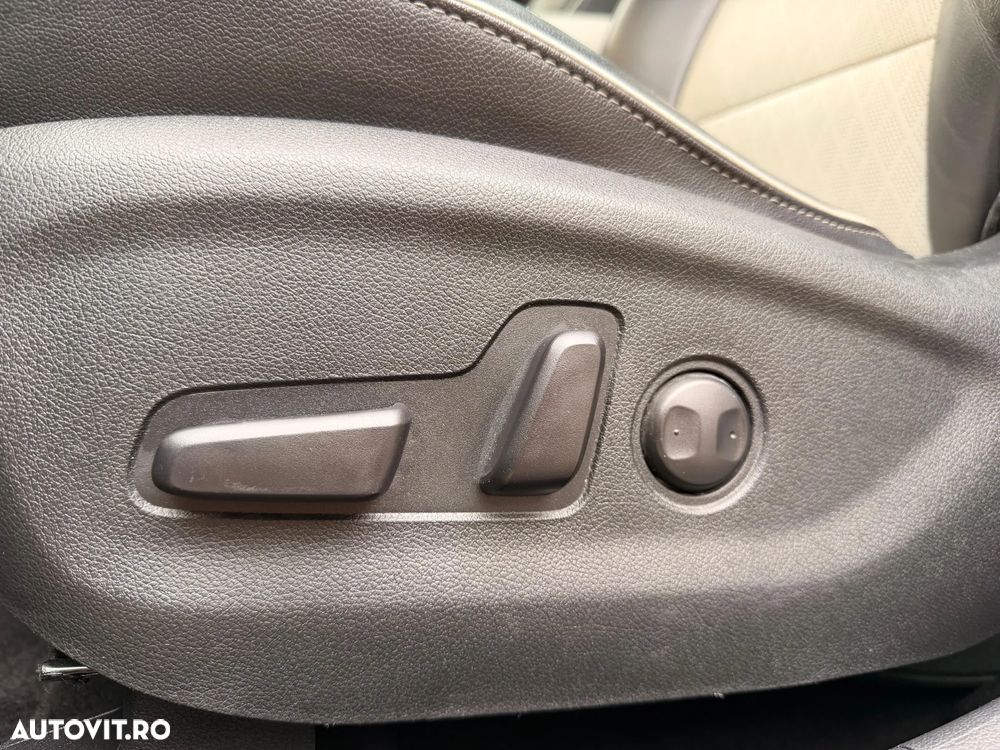 Kia Sportage 2.0 CRDI AWD Eco-Dynamics+ (48V M-H) Aut. GT LINE - 16