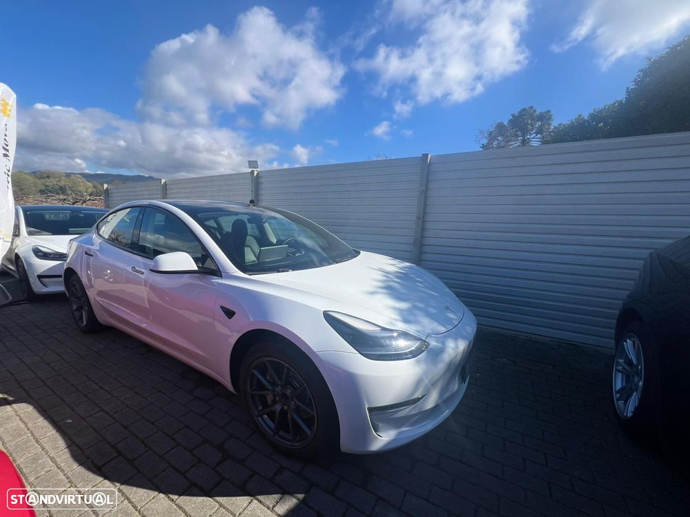 Tesla Model 3 Long Range Tração Traseira - 4