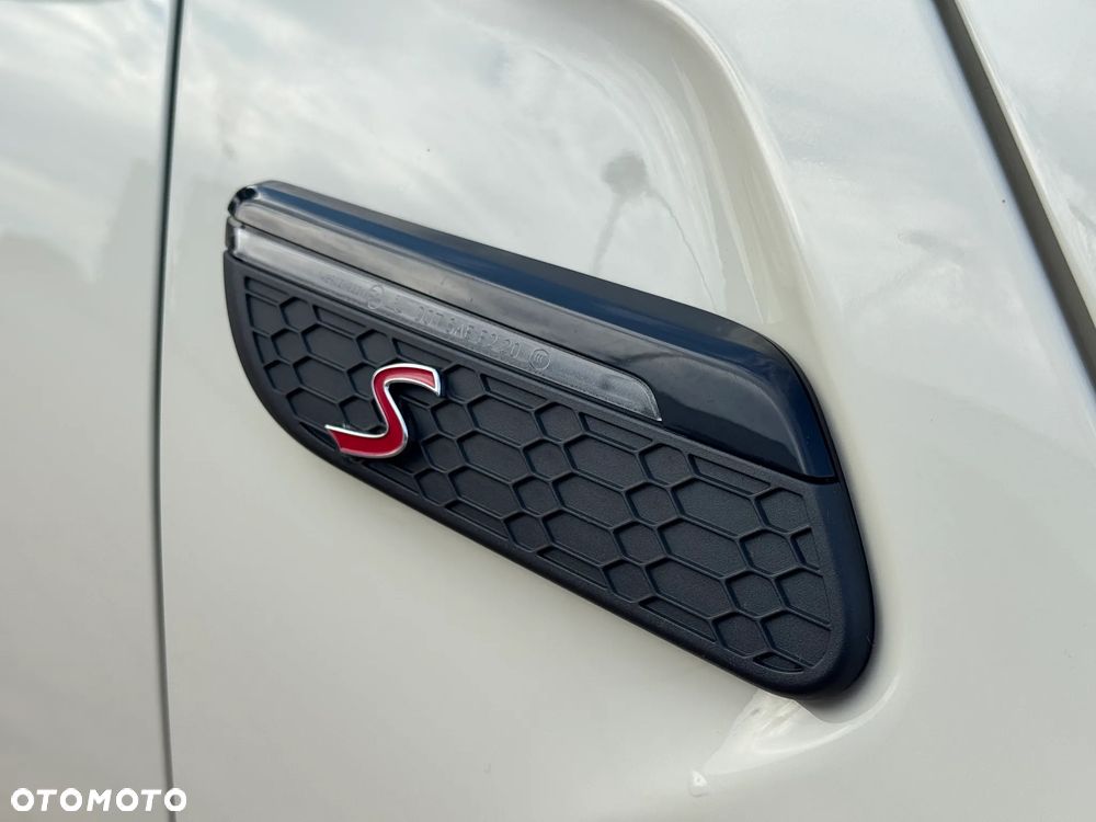 MINI Cooper S Standard - 8
