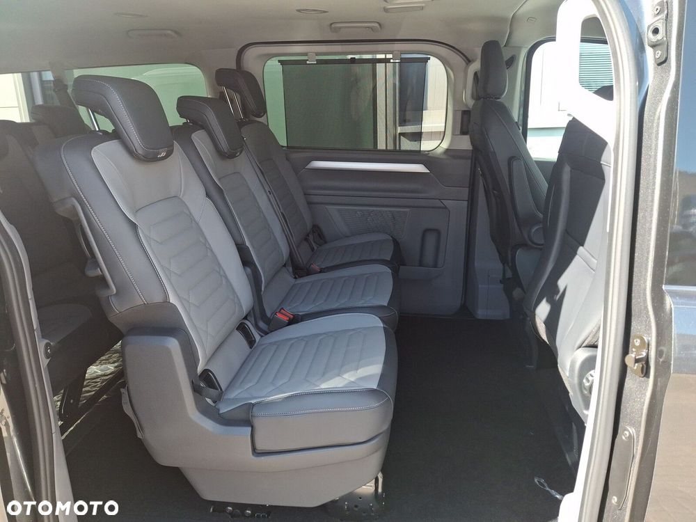 Volkswagen Caravelle - 35