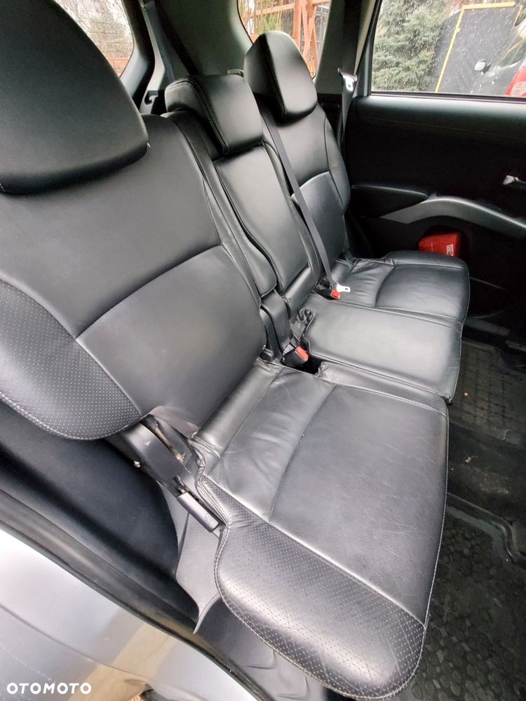 Mitsubishi Outlander 2.0 DID Intense - 2