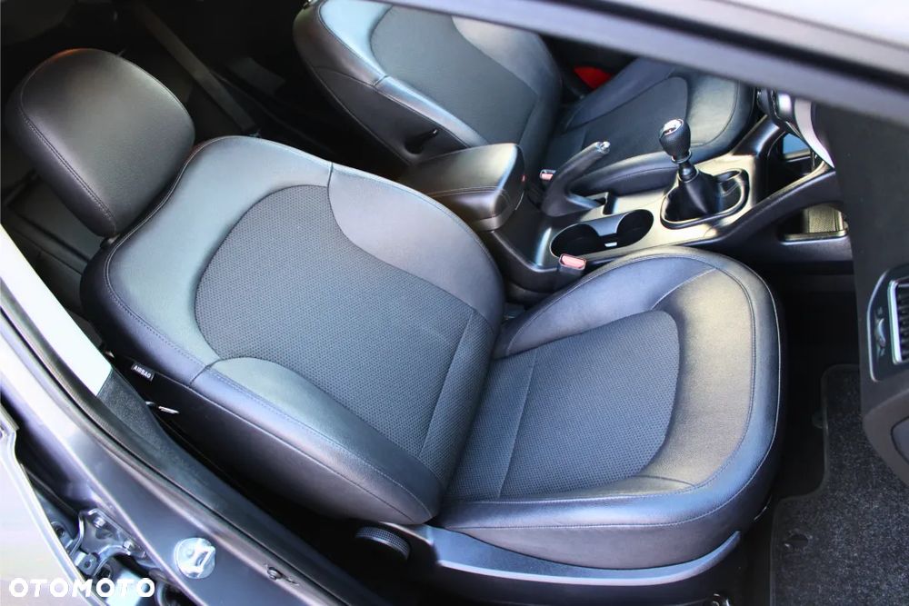 Hyundai ix35 1.6 GDI Premium 2WD - 16