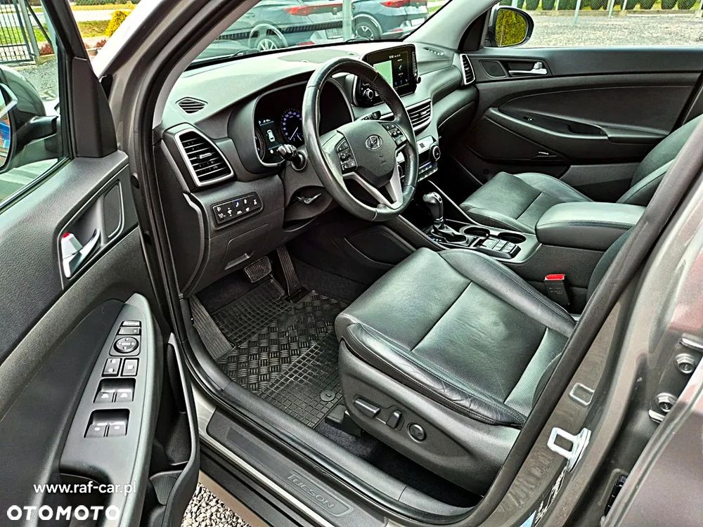 Hyundai Tucson 2.0 CRDI Premium 4WD - 29