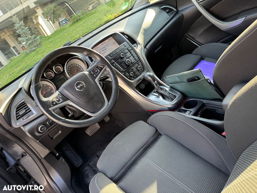 Opel Astra 2.0 CDTI DPF Automatik Exklusiv - 8