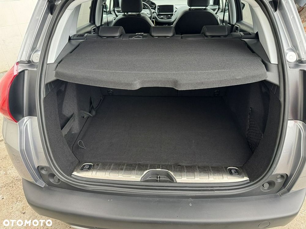 Peugeot 2008 - 21