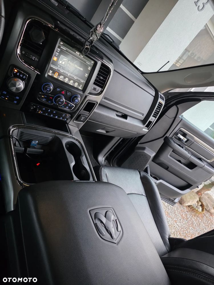 RAM 1500 Crew Cab Sport - 13