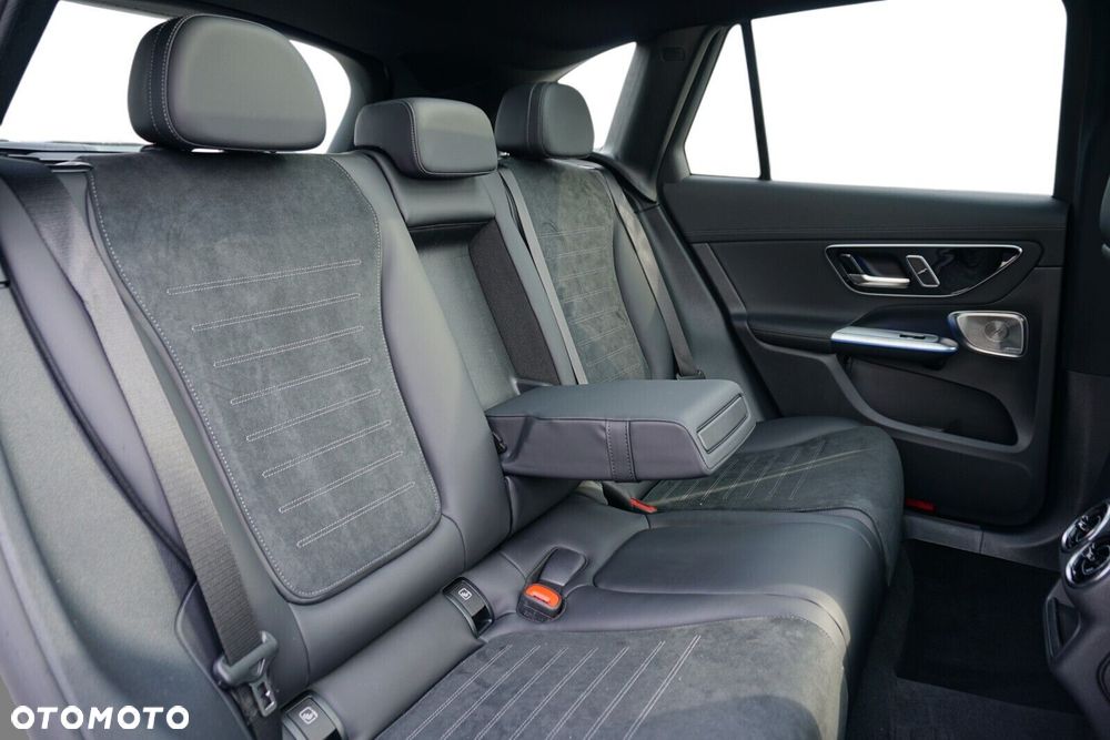 Mercedes-Benz GLC - 9