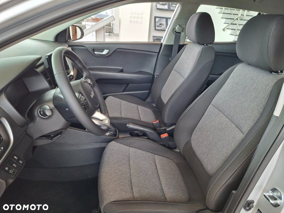 Kia Stonic - 25