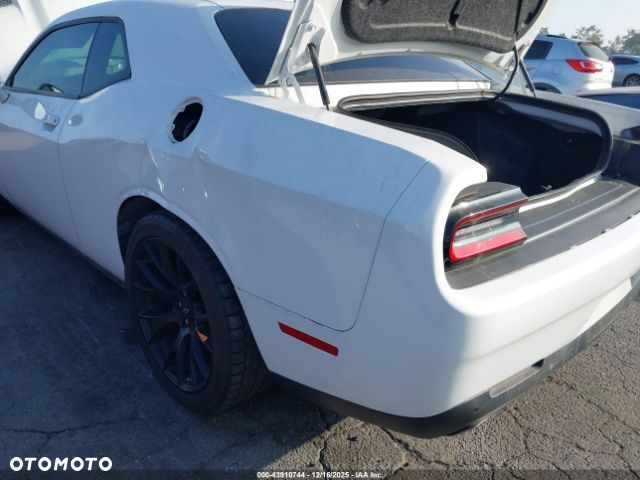 Dodge Challenger Automatik R/T Plus Scat Pack - 10