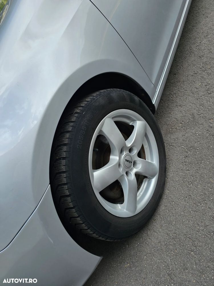Volkswagen Golf 1.4 TSI Team - 16